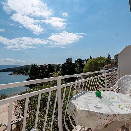 Siriscevic Apartment Корчула Экстерьер фото